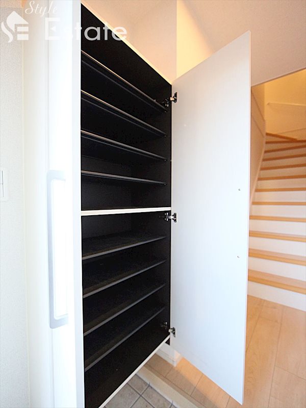 シューズボックス