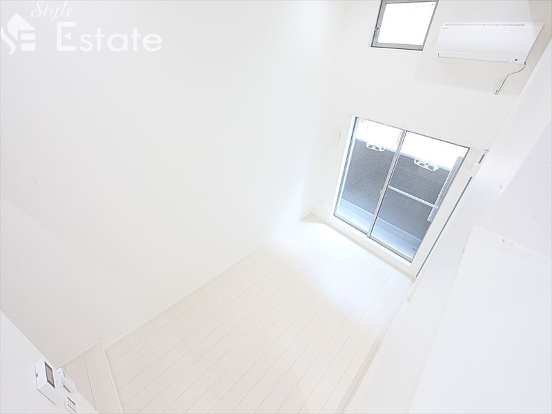 洋室 別角度から