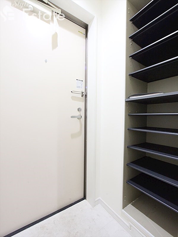 シューズボックス