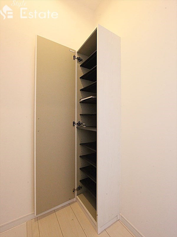 シューズボックス