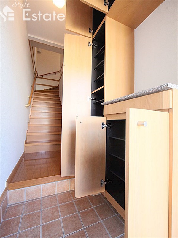 シューズボックス