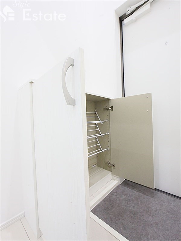 シューズボックス