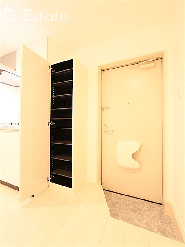 シューズボックス