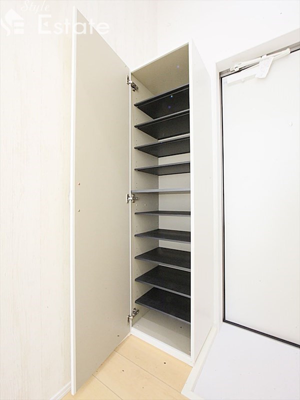 シューズボックス