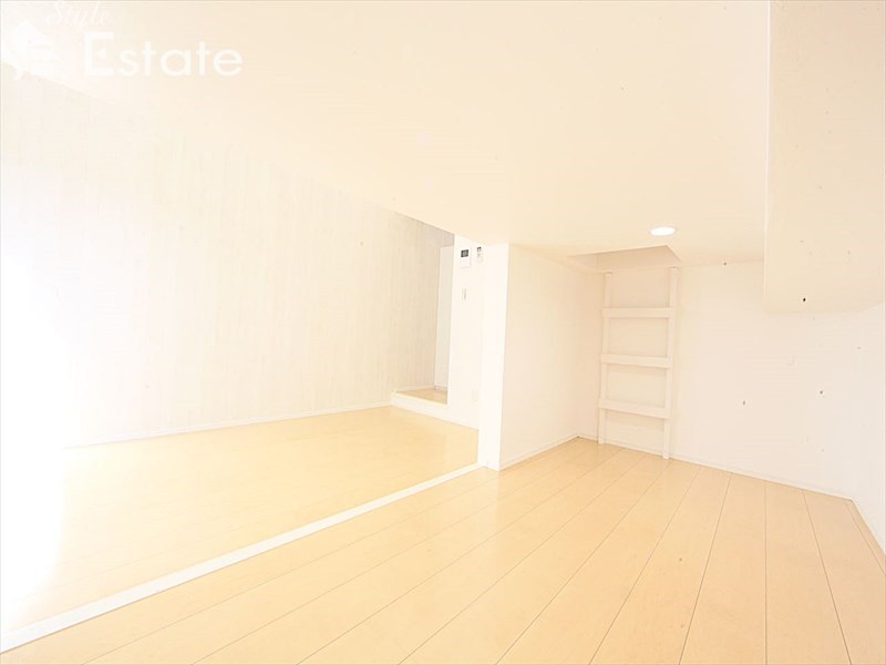 アンダーロフト