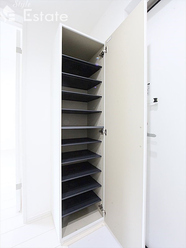 シューズボックス