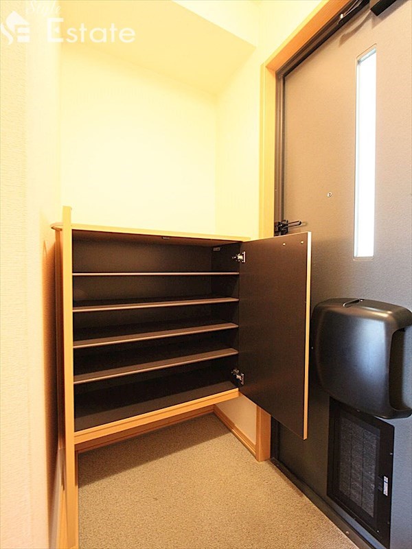 シューズボックス