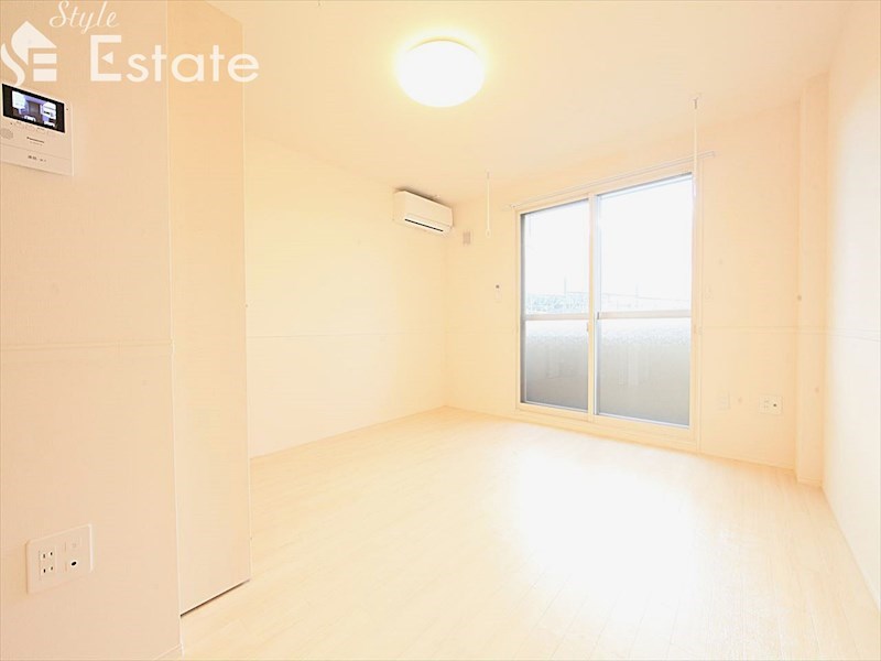 洋室 別角度から