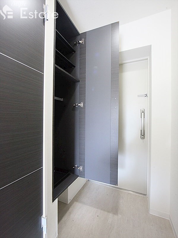 シューズボックス