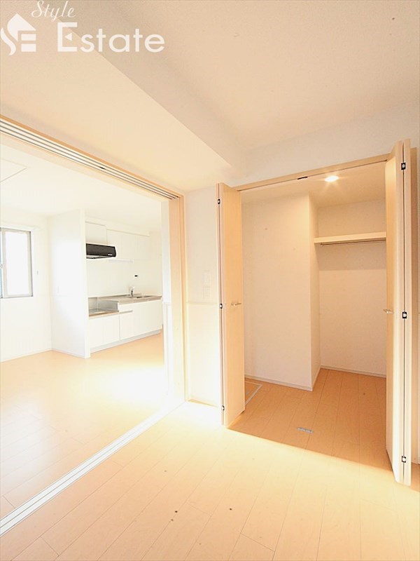 洋室 クローゼット