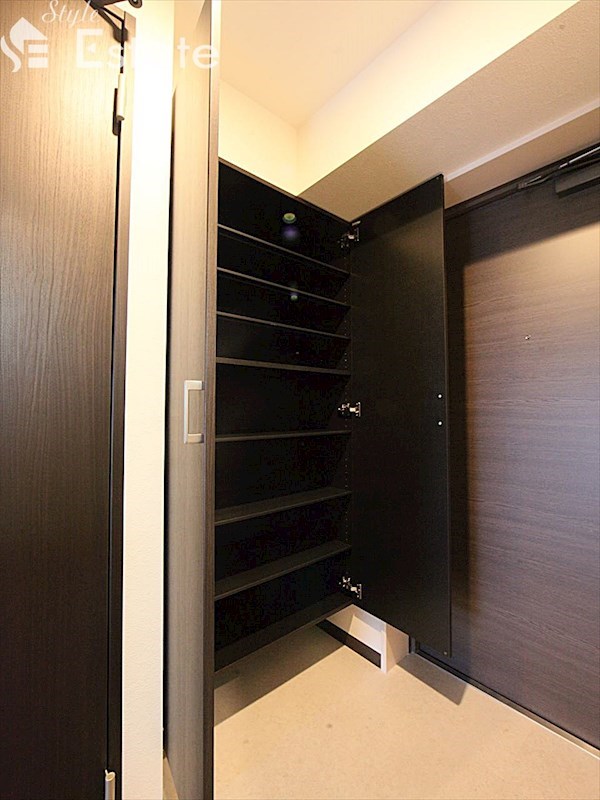 シューズボックス