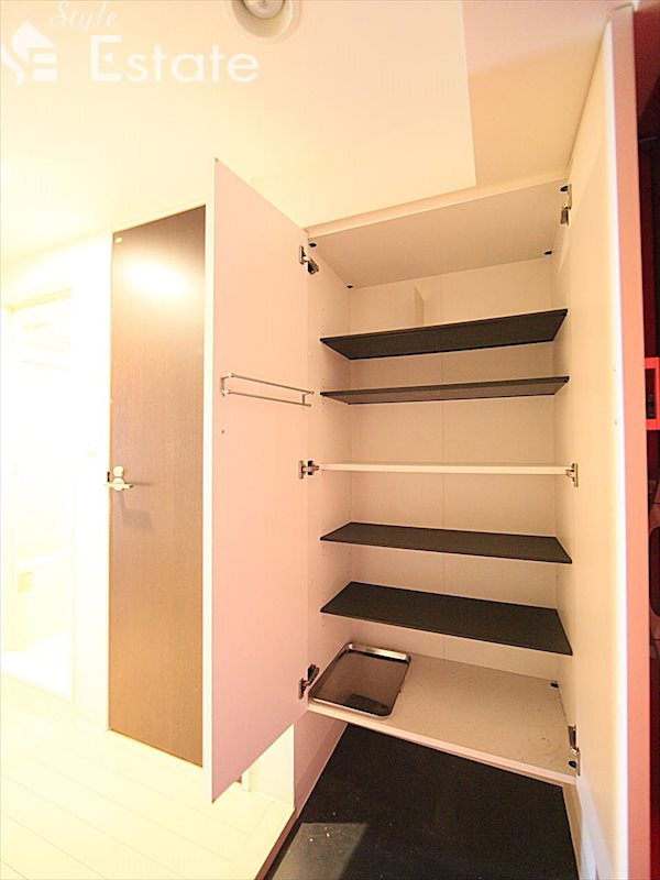 シューズボックス