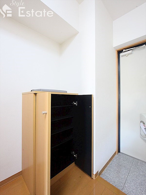 シューズボックス