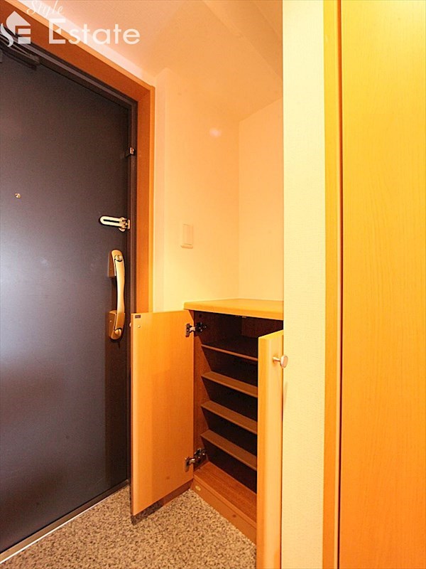 シューズボックス