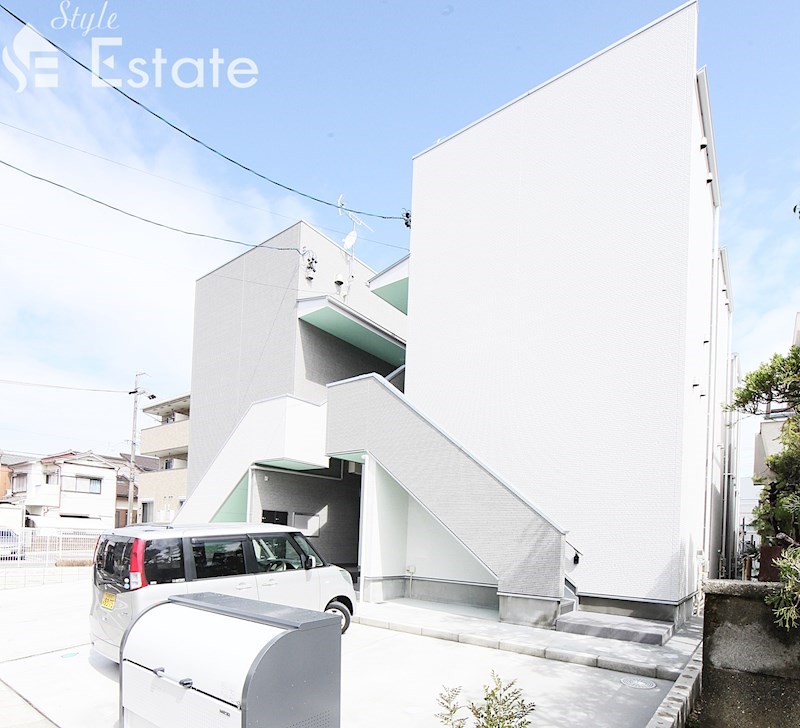 フィオーレ鳴海