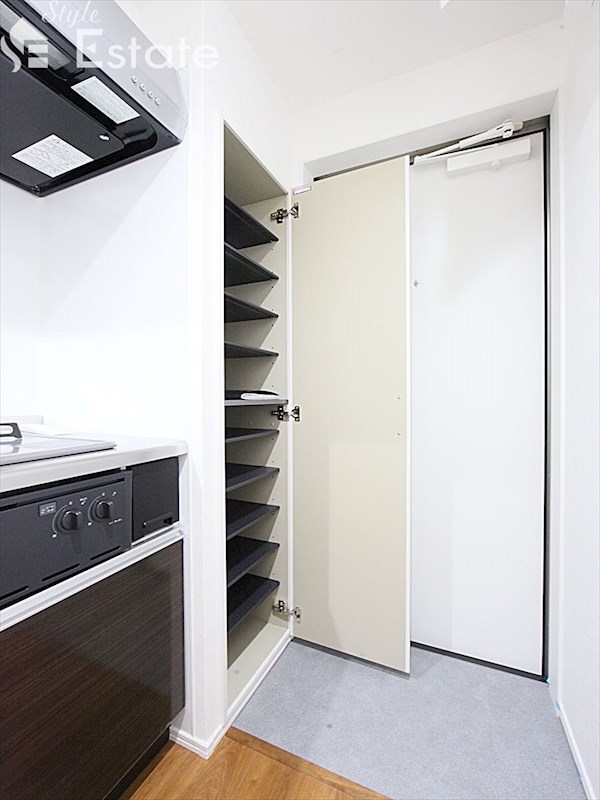 シューズボックス