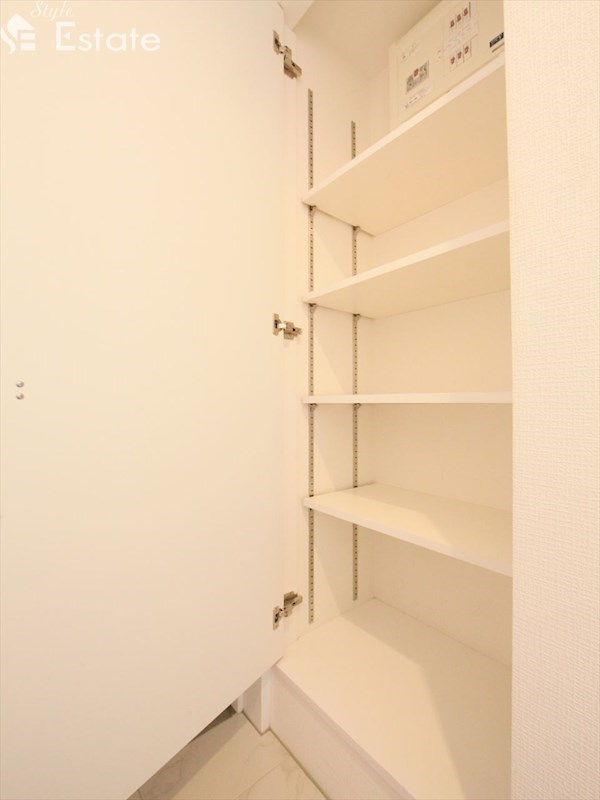 シューズボックス