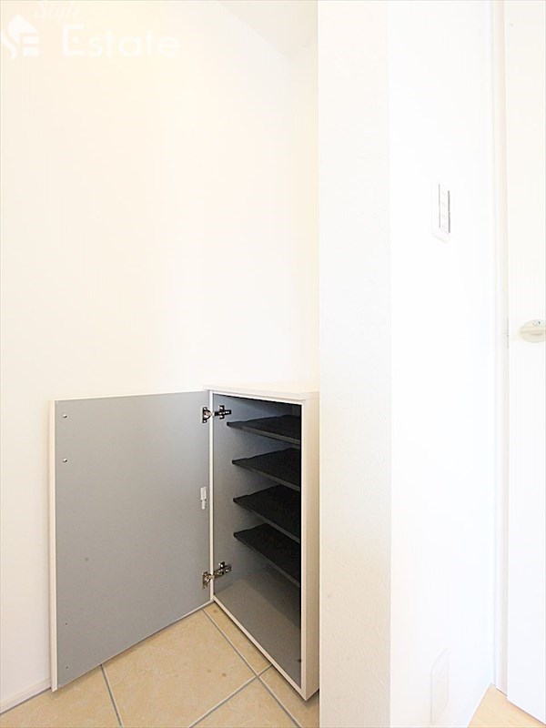 シューズボックス