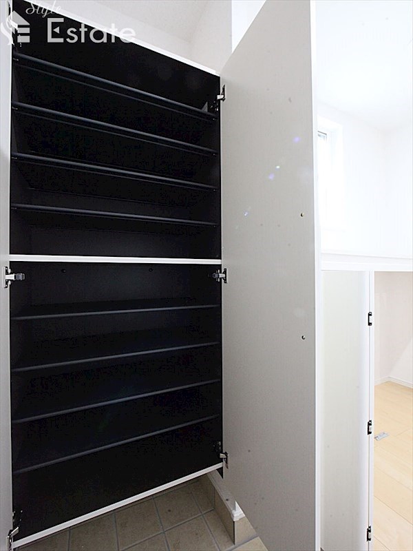 シューズボックス