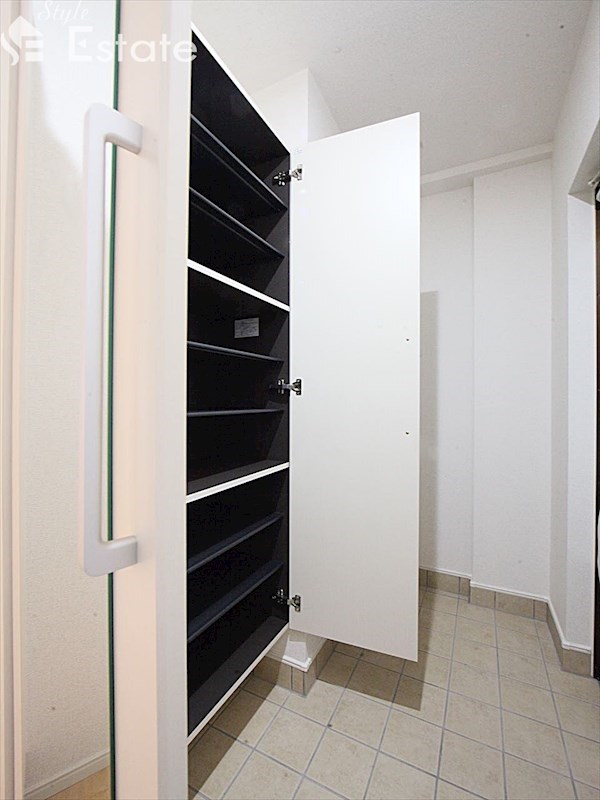 シューズボックス