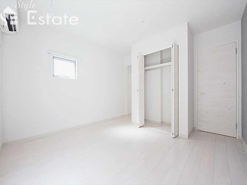 洋室 別角度から