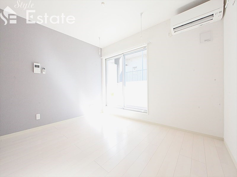 洋室 別角度から