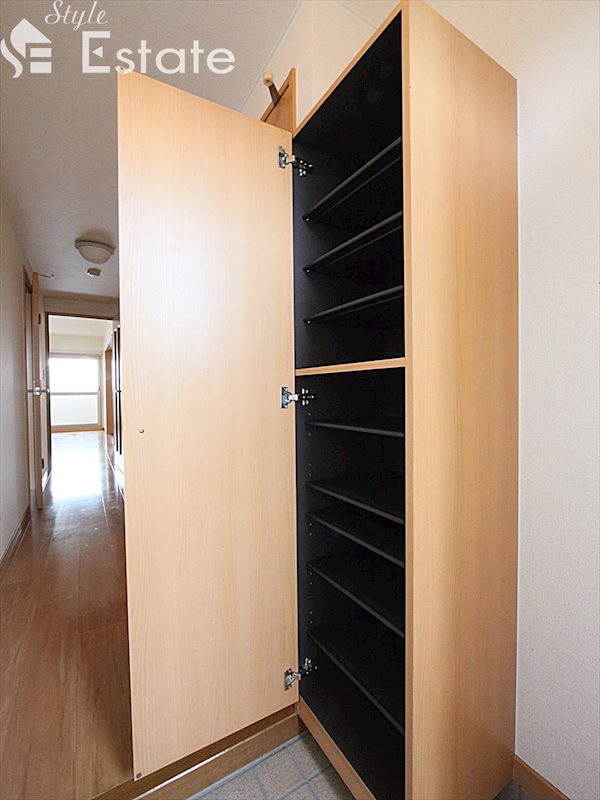 シューズボックス