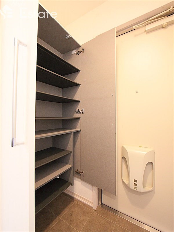 シューズボックス