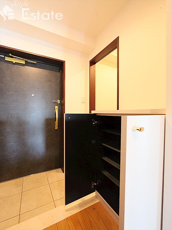 シューズボックス