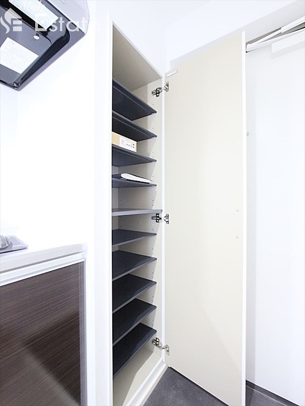 シューズボックス