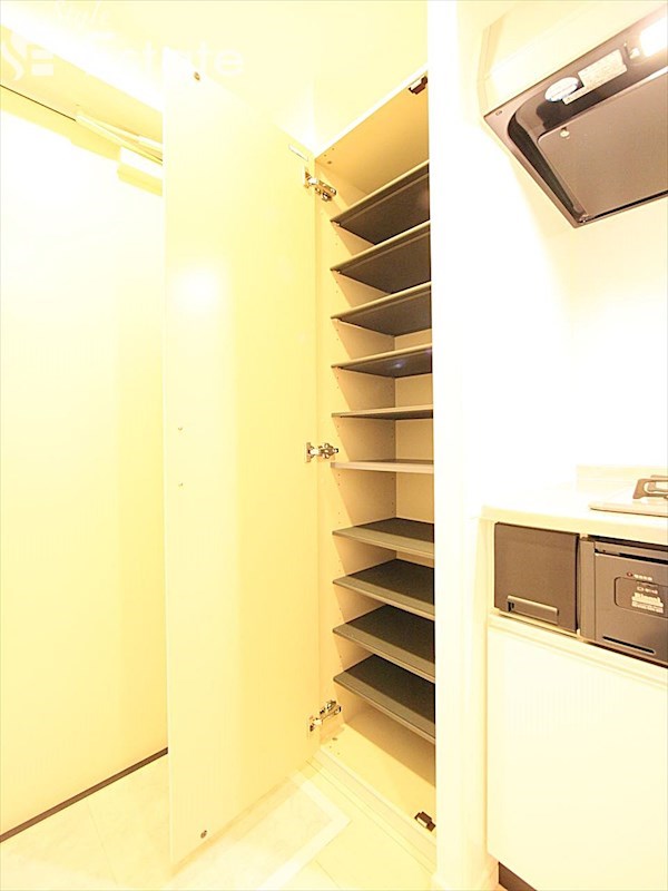 シューズボックス