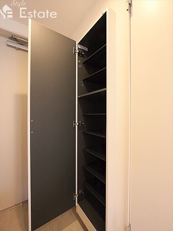 シューズボックス