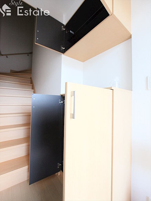 シューズボックス