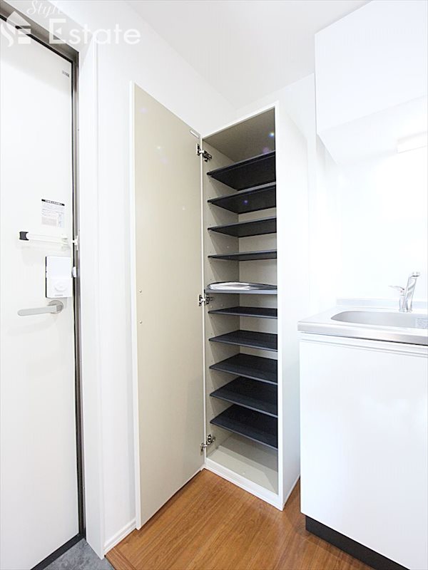 シューズボックス