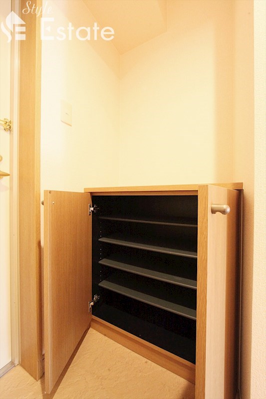 シューズボックス