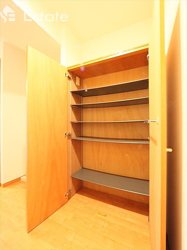 シューズボックス