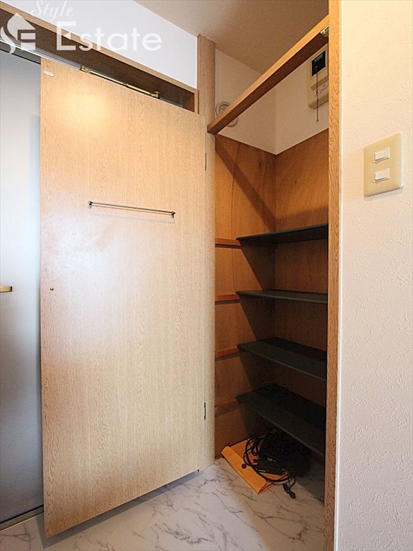 シューズボックス