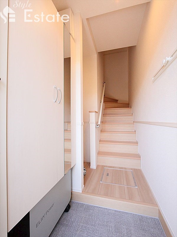 玄関 シューズボックス