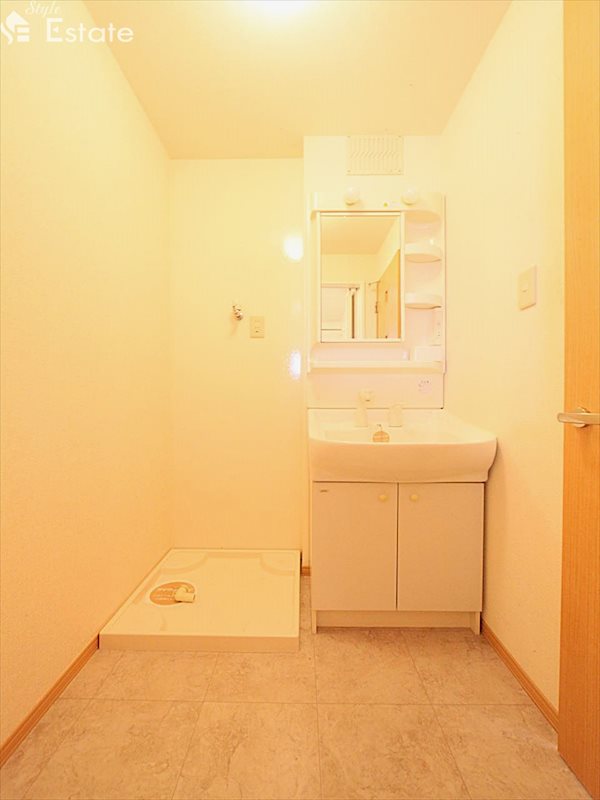 脱衣場 独立洗面台