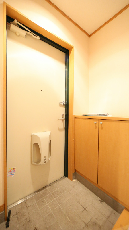 シューズボックス付き