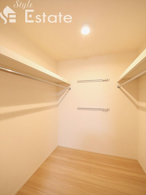 ウォークインクローゼット