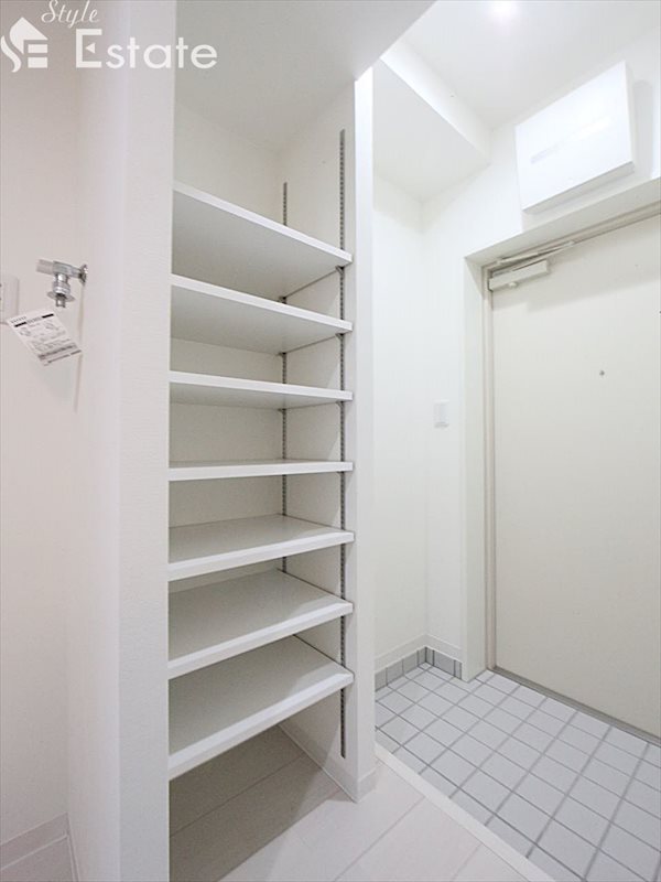 シューズボックス