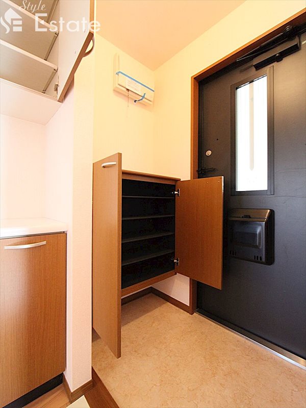 シューズボックス