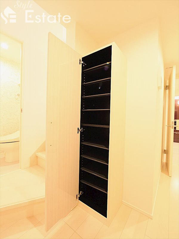 シューズボックス