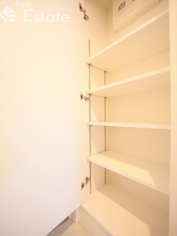 シューズボックス