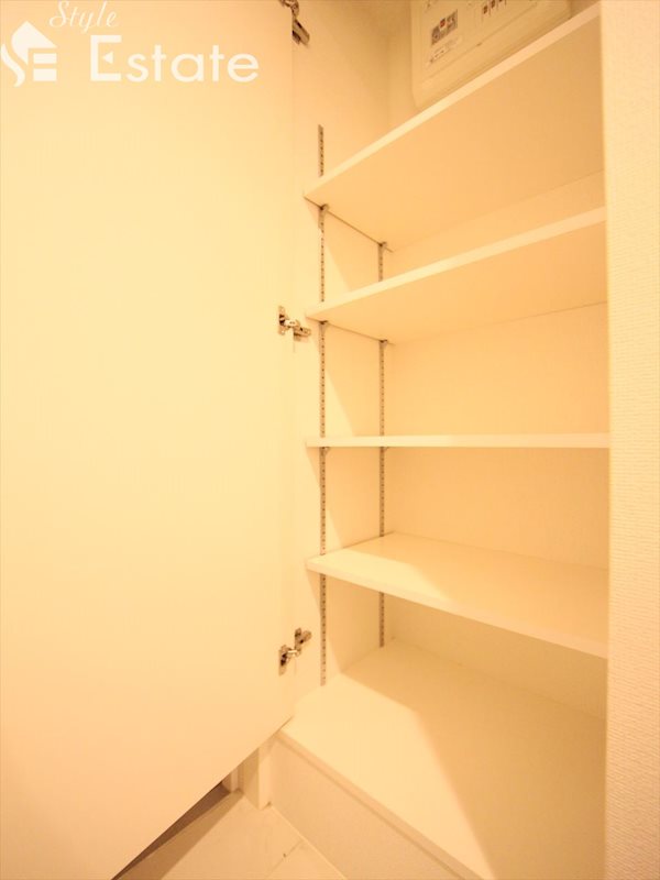 シューズボックス