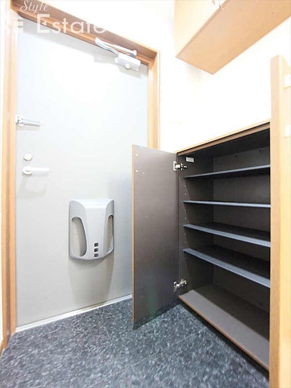 シューズボックス