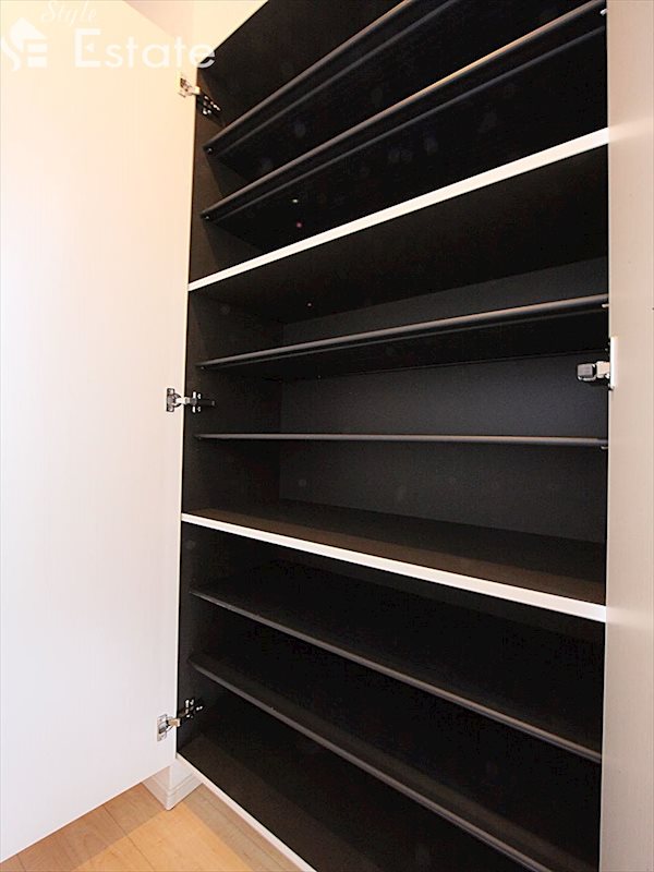 シューズボックス