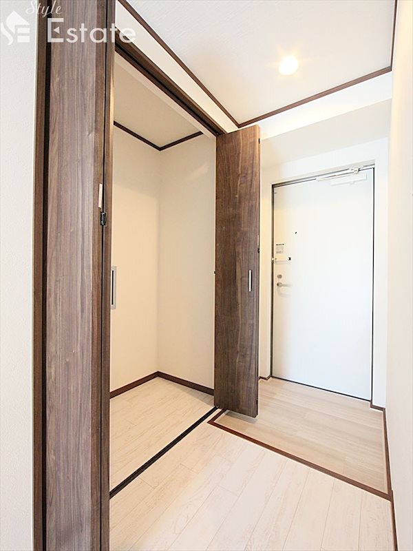 シューズボックス