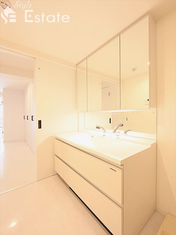 脱衣場 独立洗面台